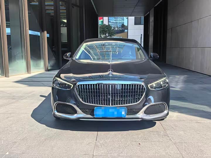 Фото 2 - Mercedes-Benz Maybach S-Class