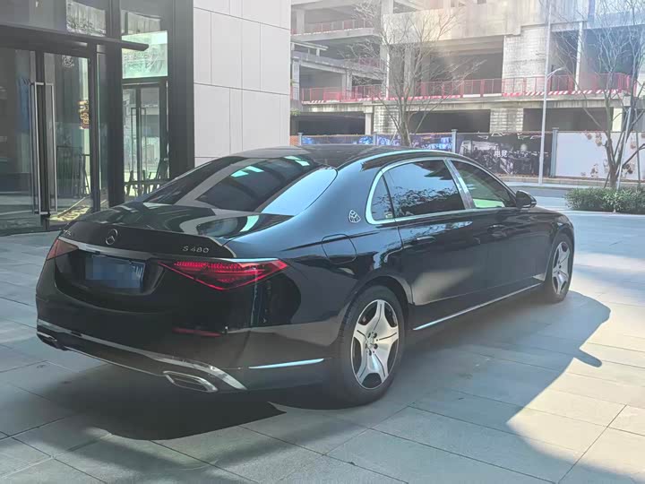 Фото 6 - Mercedes-Benz Maybach S-Class