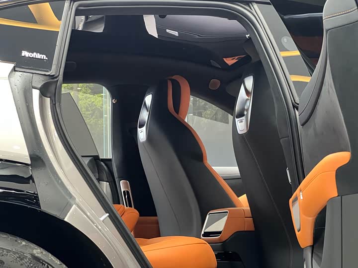 Фото 8 - Xiaomi YU7