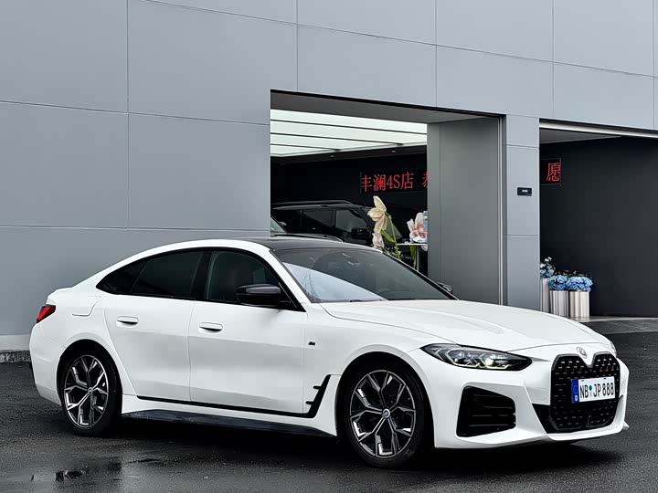 Фото 4 - BMW 4 Series