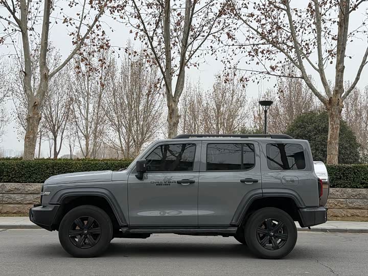 Фото 3 - Tank 300