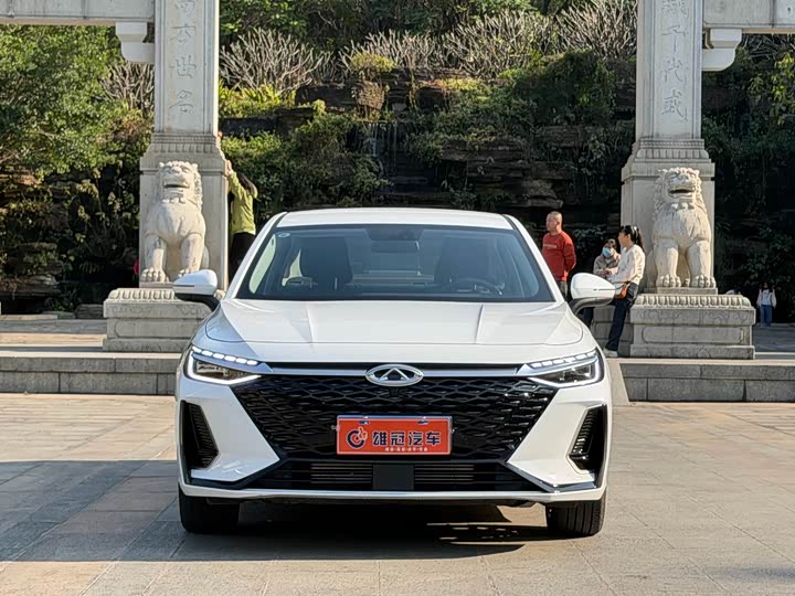 Фото 2 - Chery Arrizo 8