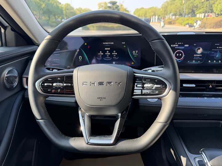 Фото 9 - Chery Arrizo 8