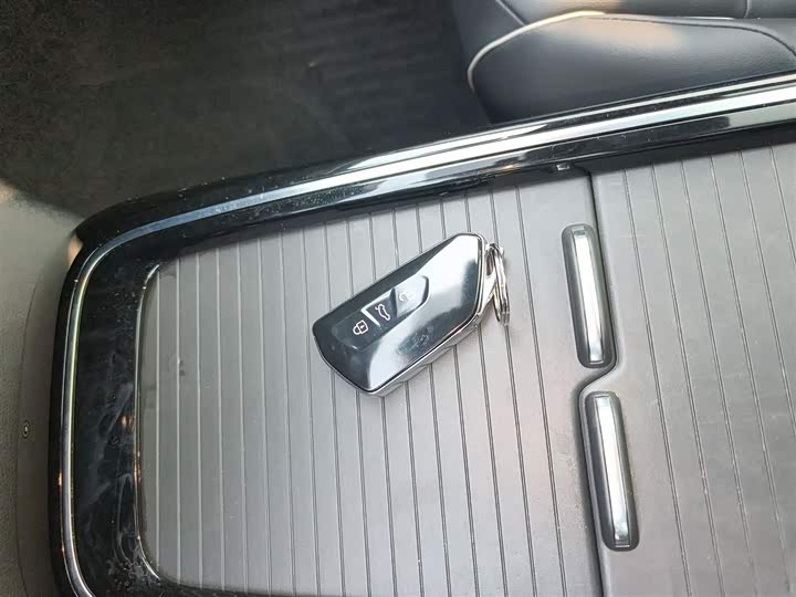 Фото 9 - Volkswagen ID.4 X