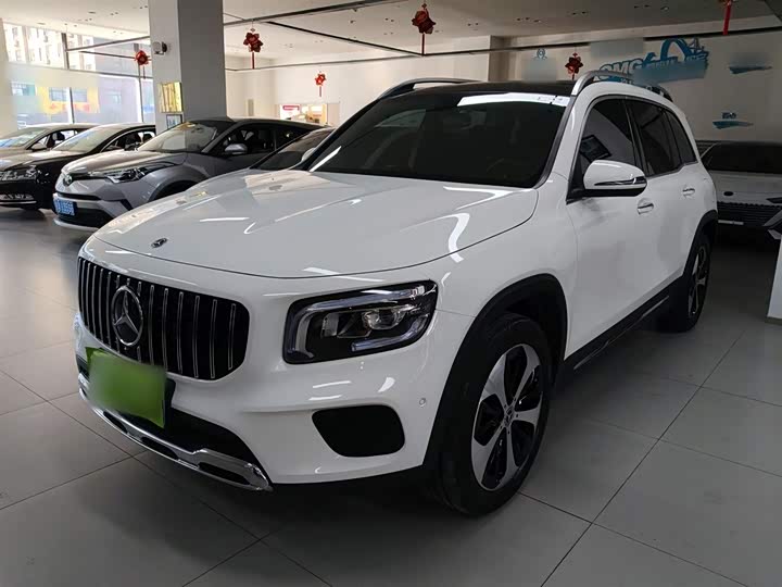 Фото 2 - Mercedes-Benz GLB-Class