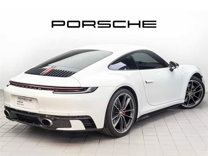 Фото 3 - Porsche 911