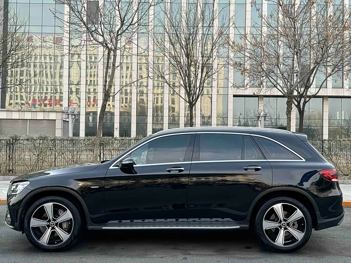 Фото 6 - Mercedes-Benz GLC-Class