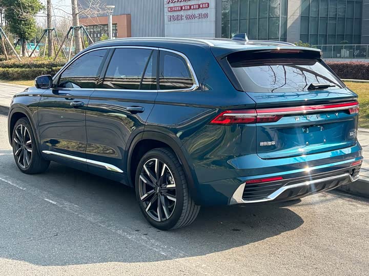 Фото 6 - Geely Monjaro