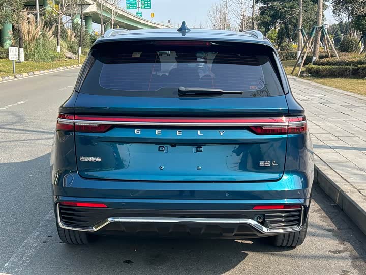 Фото 7 - Geely Monjaro