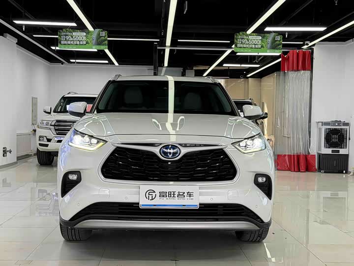 Фото 3 - Toyota Highlander