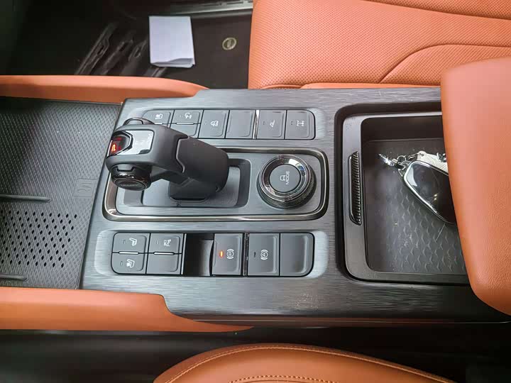 Фото 9 - Haval H9