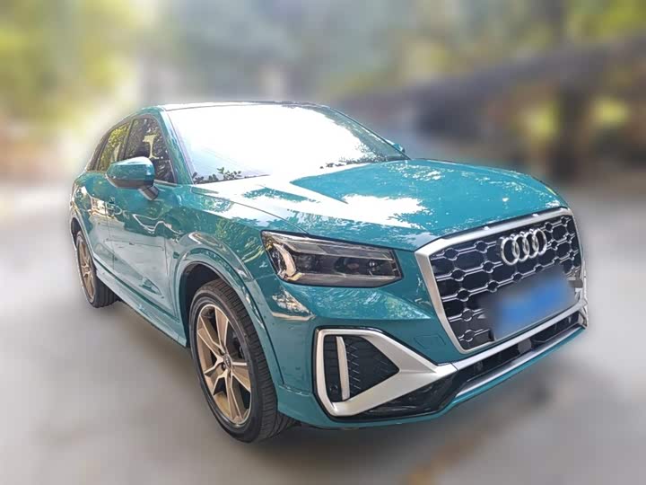 Фото 7 - Audi Q2L