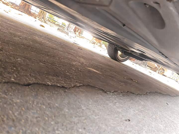 Фото 8 - Audi Q2L