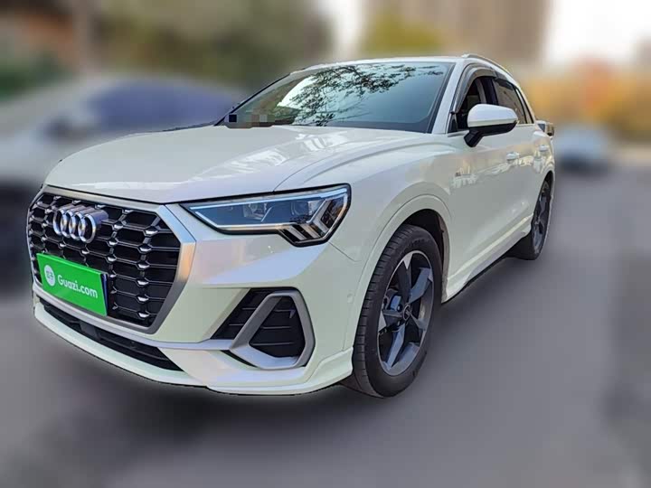 Фото 1 - Audi Q3