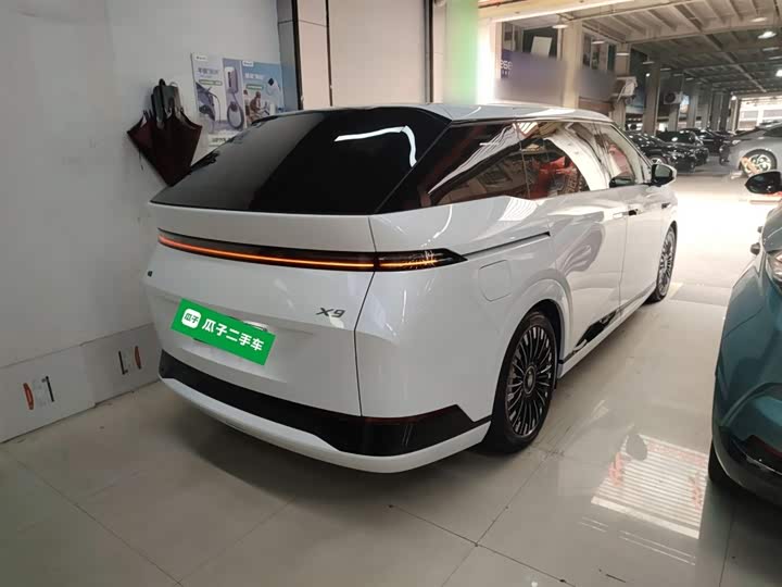 Фото 7 - XPeng X9