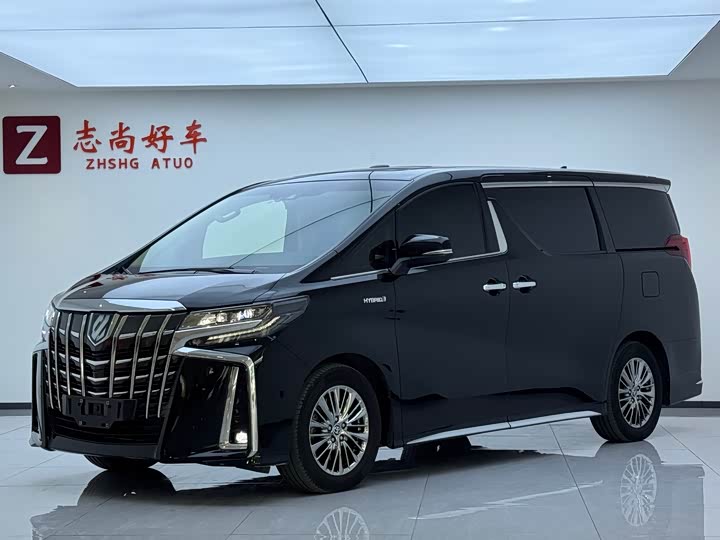 Фото 1 - Toyota Alphard