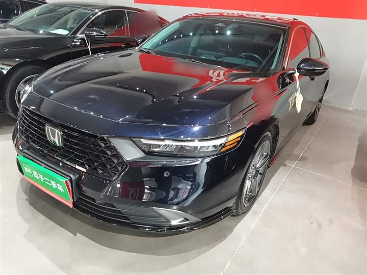 Фото 1 - Honda Accord