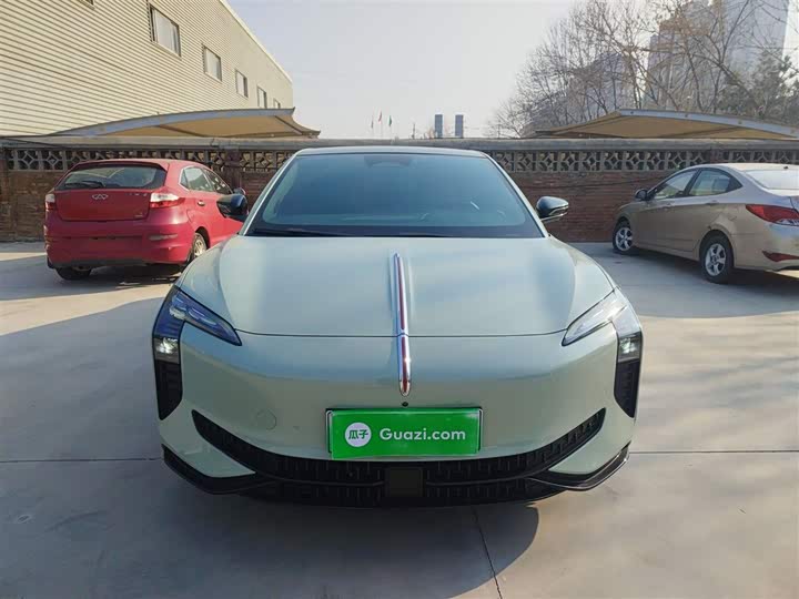 Фото 3 - Hongqi EH7