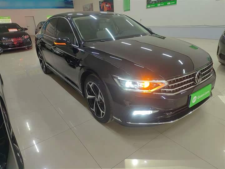 Фото 4 - Volkswagen Magotan