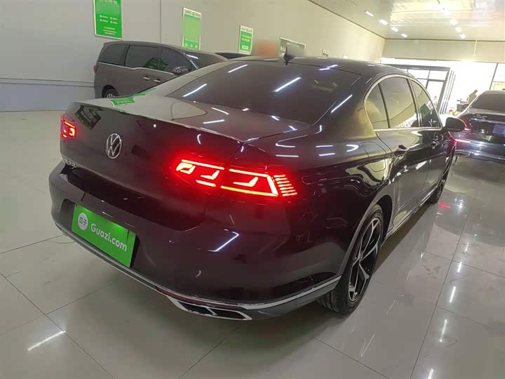 Фото 7 - Volkswagen Magotan