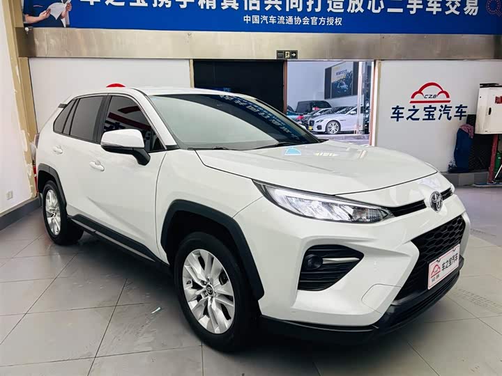 Фото 3 - Toyota Wildlander