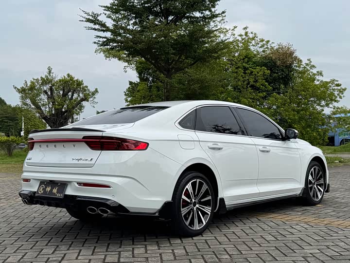 Photo 6 - Geely Preface