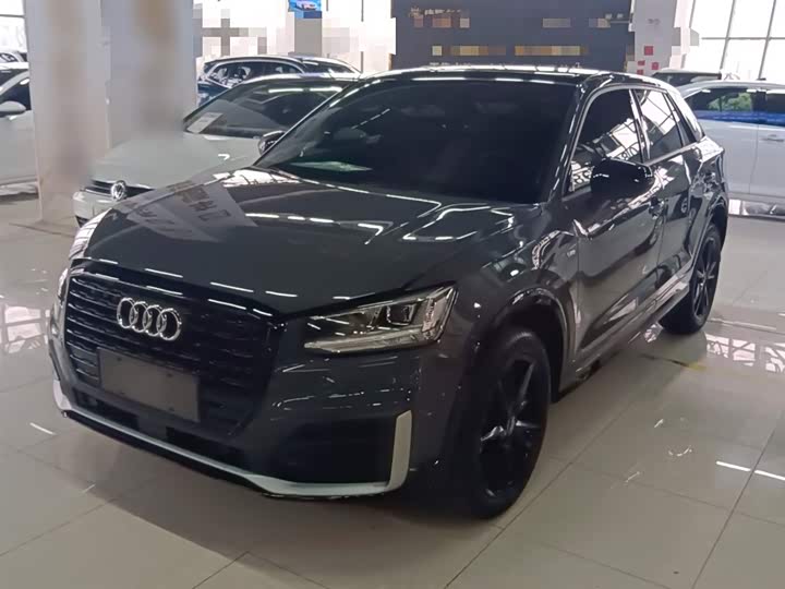 Фото 2 - Audi Q2L