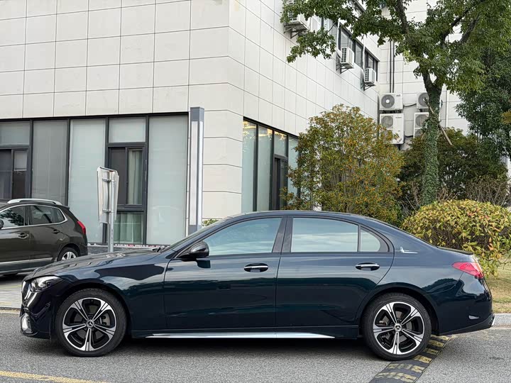 Фото 4 - Mercedes-Benz C-Class