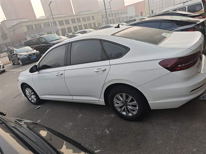 Фото 5 - Volkswagen Lavida