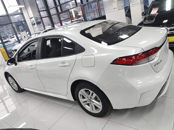 Фото 5 - Toyota Levin