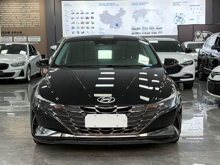 Фото 2 - Hyundai Elantra N line