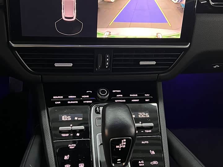 Фото 9 - Porsche Cayenne Hybrid