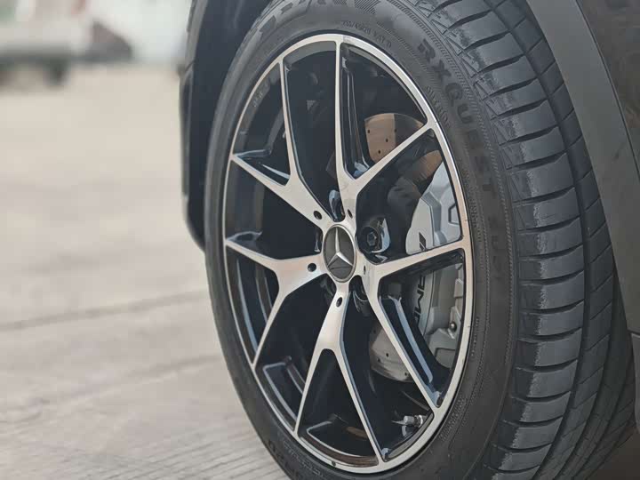 Фото 4 - Mercedes-Benz GLC-Class AMG