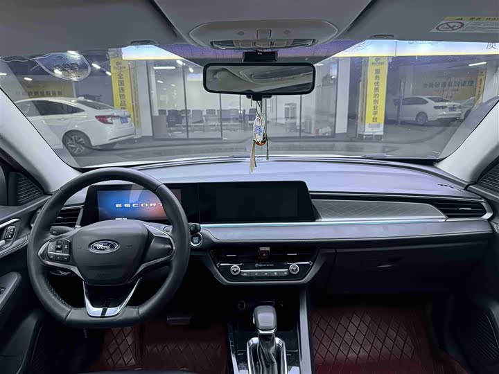 Фото 9 - Ford Escort