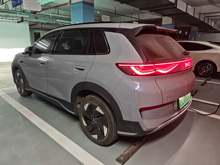 Фото 9 - BYD Sea Lion 05 EV