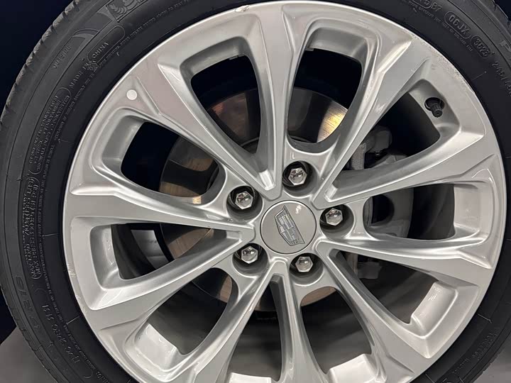 Фото 3 - Cadillac CT5