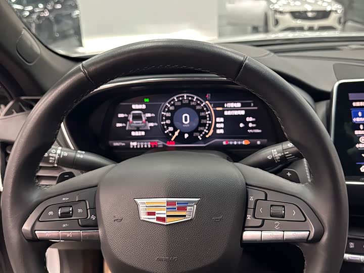 Фото 7 - Cadillac CT5