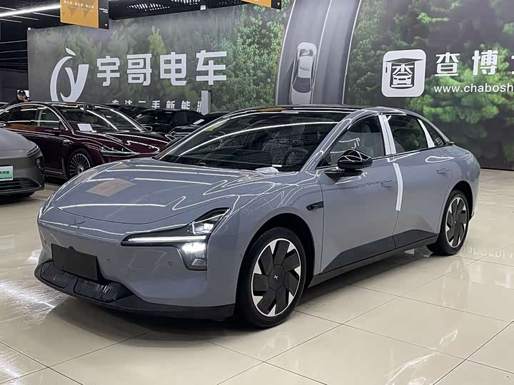 Фото 1 - XPeng Mona M03