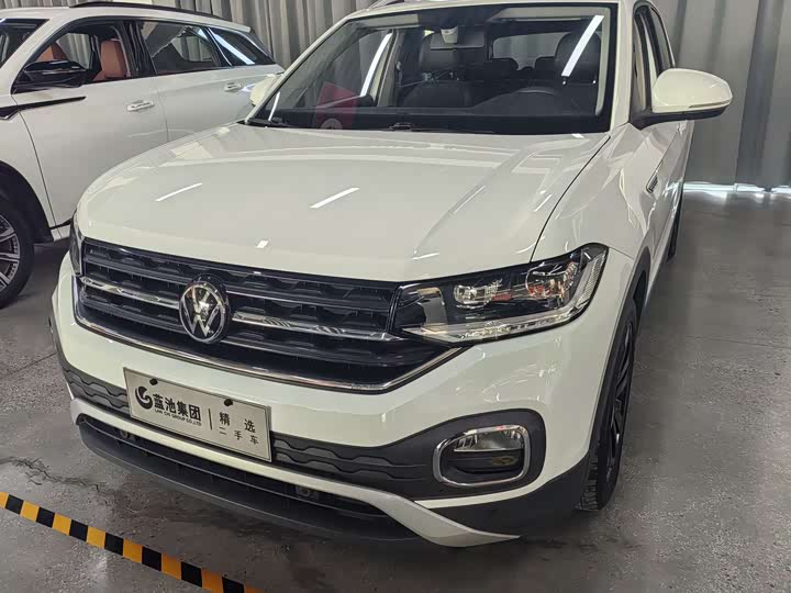 Фото 1 - Volkswagen Tacqua