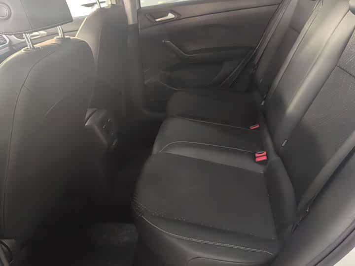 Фото 6 - Volkswagen Tacqua