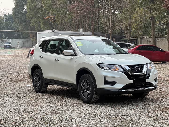 Фото 8 - Nissan X-Trail