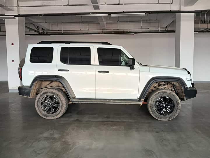 Фото 3 - Tank 300