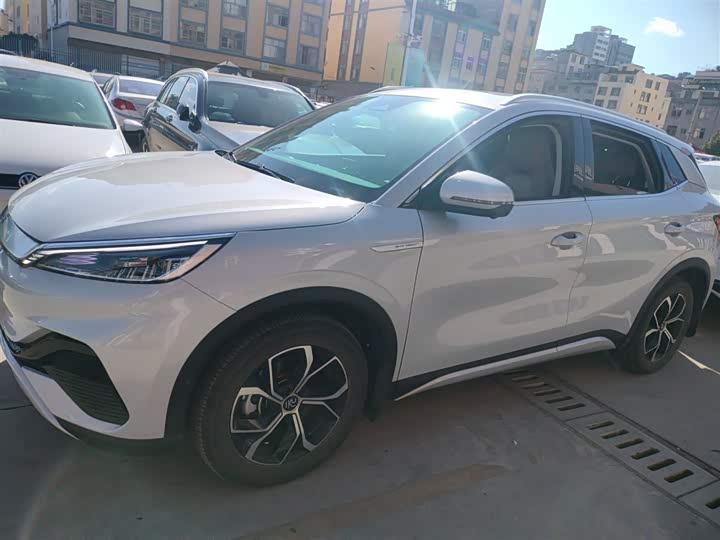 Фото 5 - BYD Yuan Plus