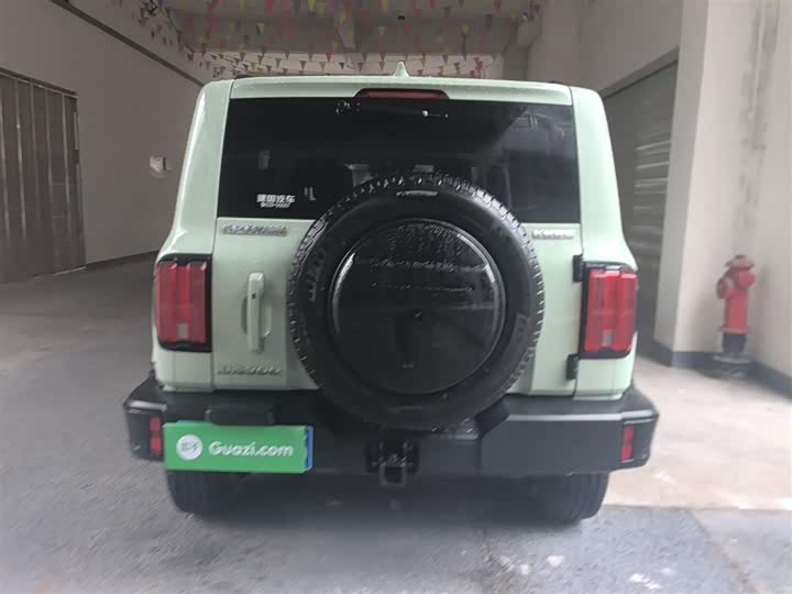 Фото 6 - Tank 300