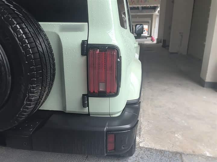 Фото 8 - Tank 300