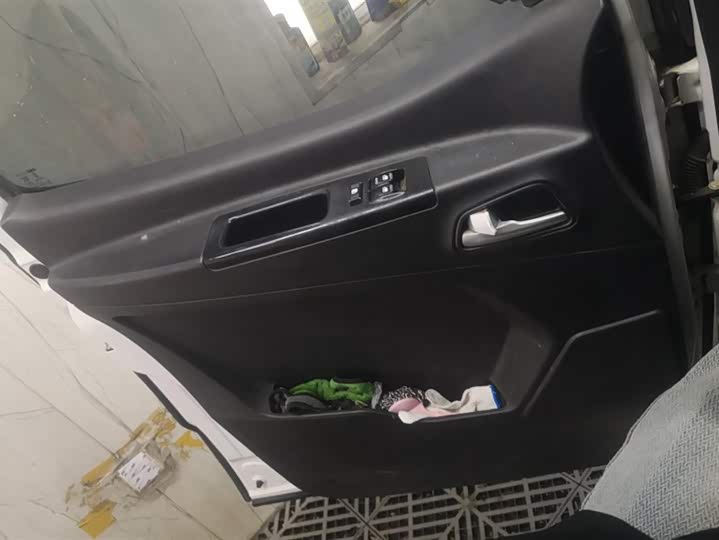 Фото 7 - JAC Refine M3