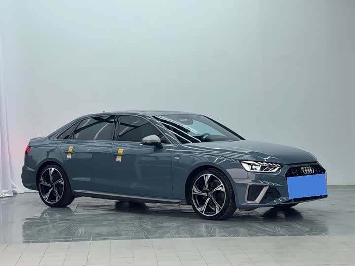 Фото 3 - Audi A4L