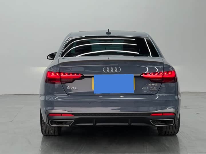 Фото 5 - Audi A4L