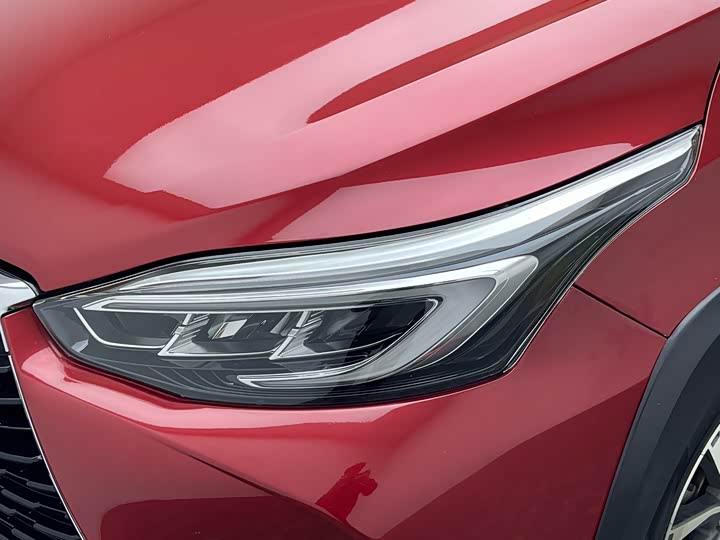 Фото 7 - Toyota Yaris L Hatchback