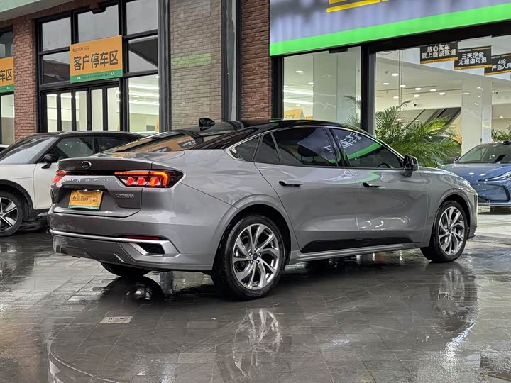 Фото 7 - Ford Mondeo